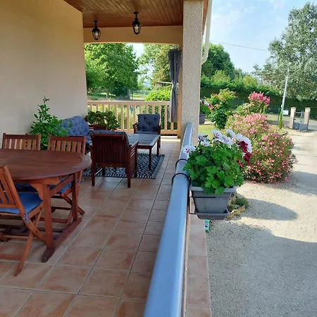 Couette-café Aux Trois Mûriers Villeneuve-sur-Lot